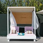 Sunny Breeze Deluxe Villa Near Beach, Private Pool Villa