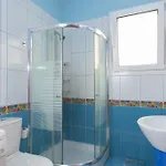 Sunny Breeze Deluxe Villa Near Beach, Private Pool